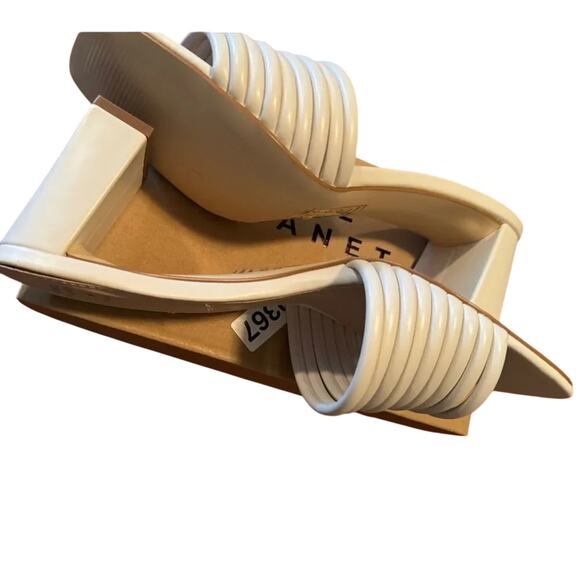 One Planet by Qupid Kerstin Strappy Block Heel Sandal, Size 10, New w/ Tag Box - Picture 9 of 10